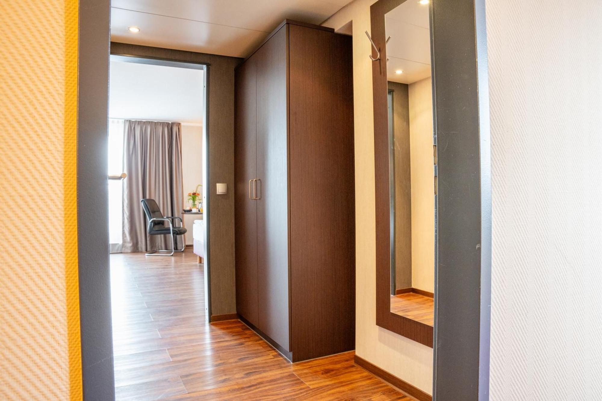 Airways Hotels Frankfurt Airport West Raunheim Szoba fotó